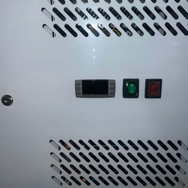 CS Euro Commercial Freezer counter Ventilated 3 doors Depth 700mm 465 Litres GN3100BT
